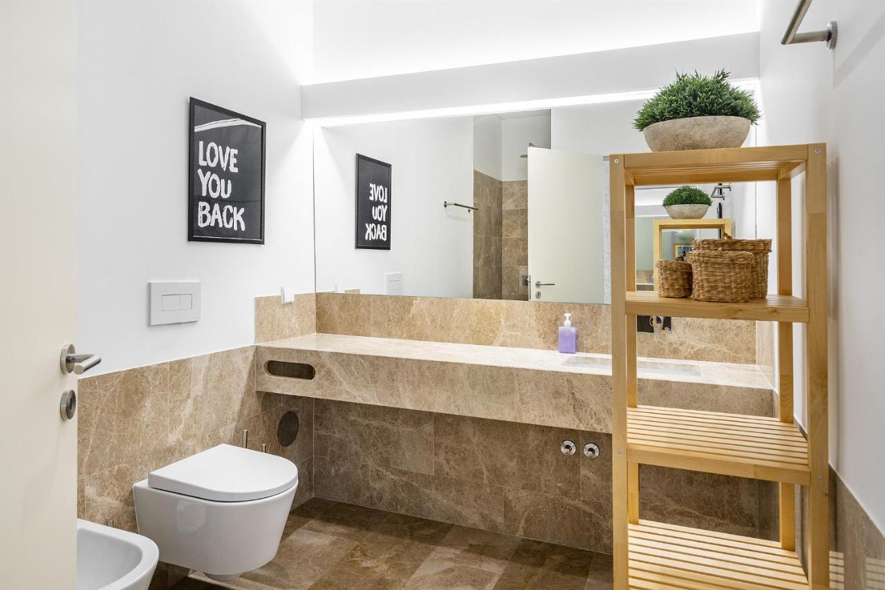 Whome | Ribeira 11 Design Apartment Lisbon Bagian luar foto